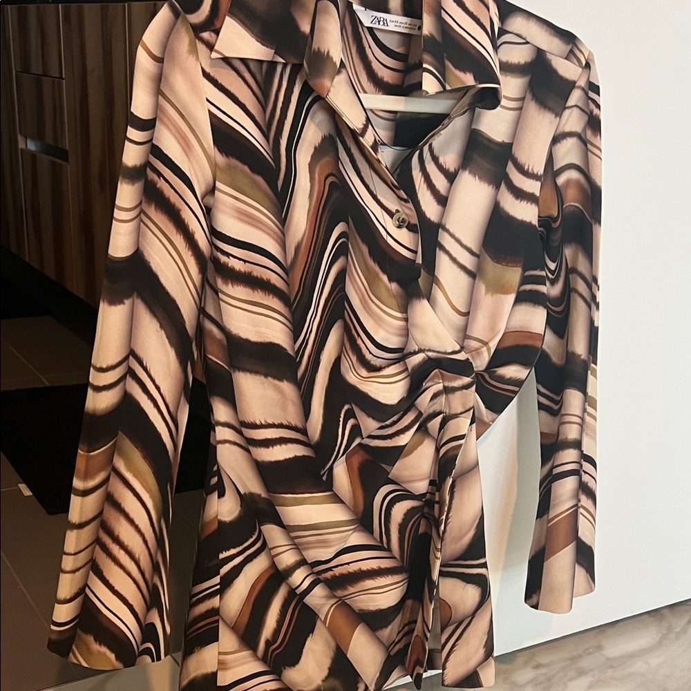Zara Women's Abstract Brown and Black Blazer